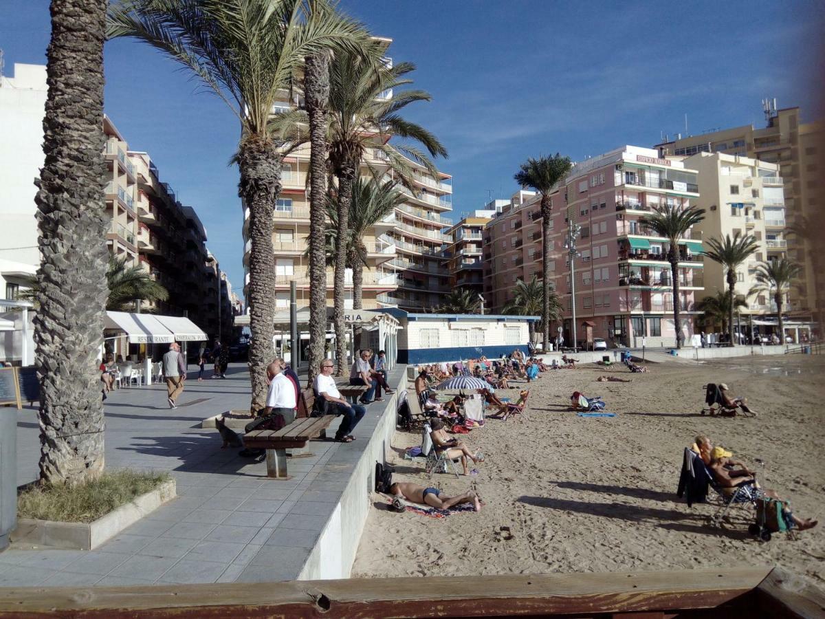 Apartment Only 250M From The Beach Los Locos Torrevieja Eksteriør bilde